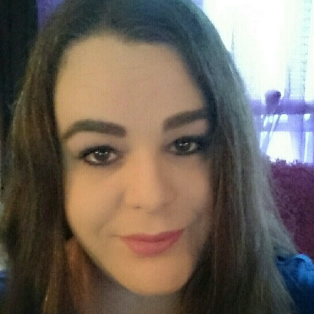 Meet your Posher, Mara